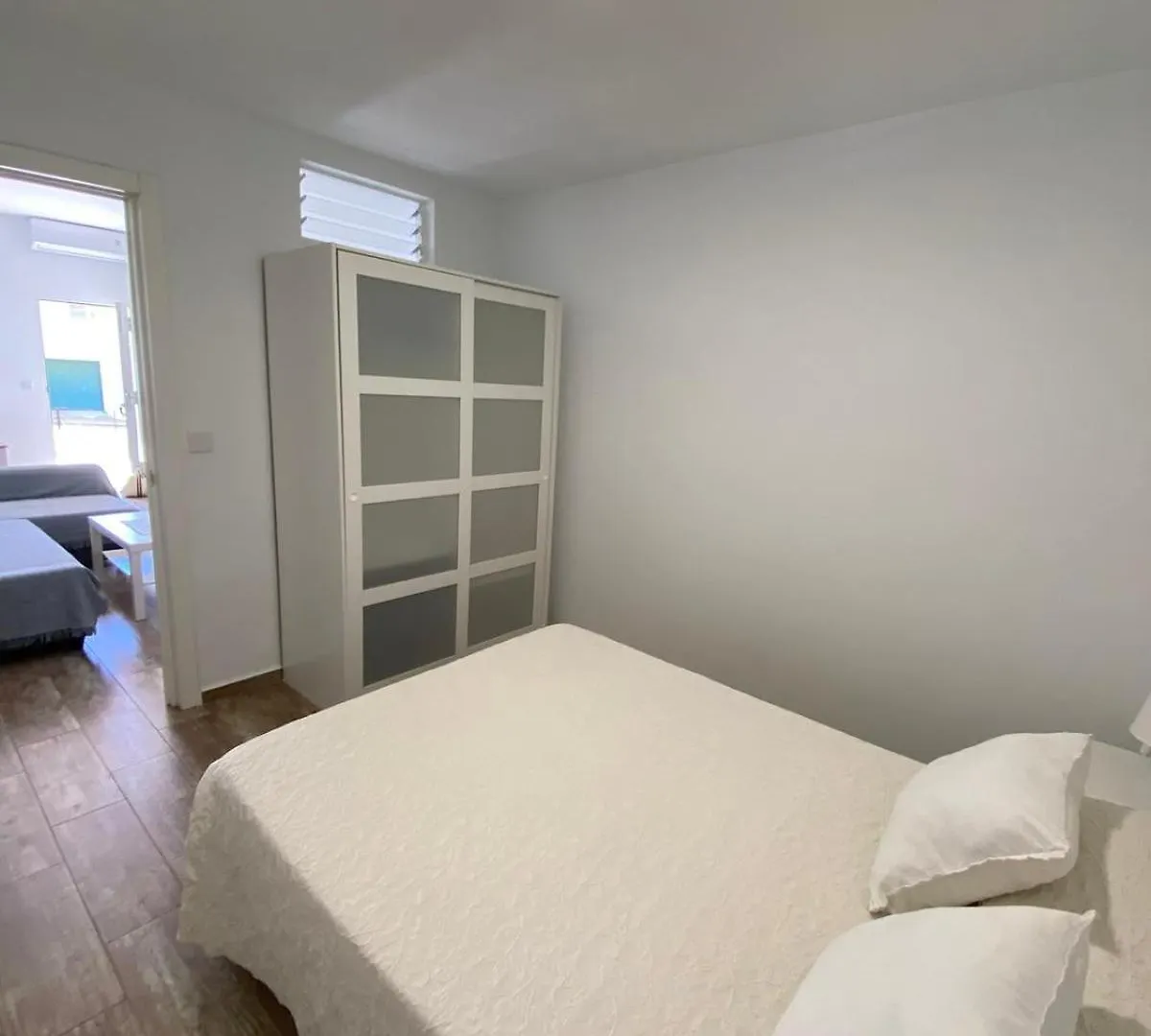 Apartamento Los Nogales 2 Habitaciones Tarifa Apartment